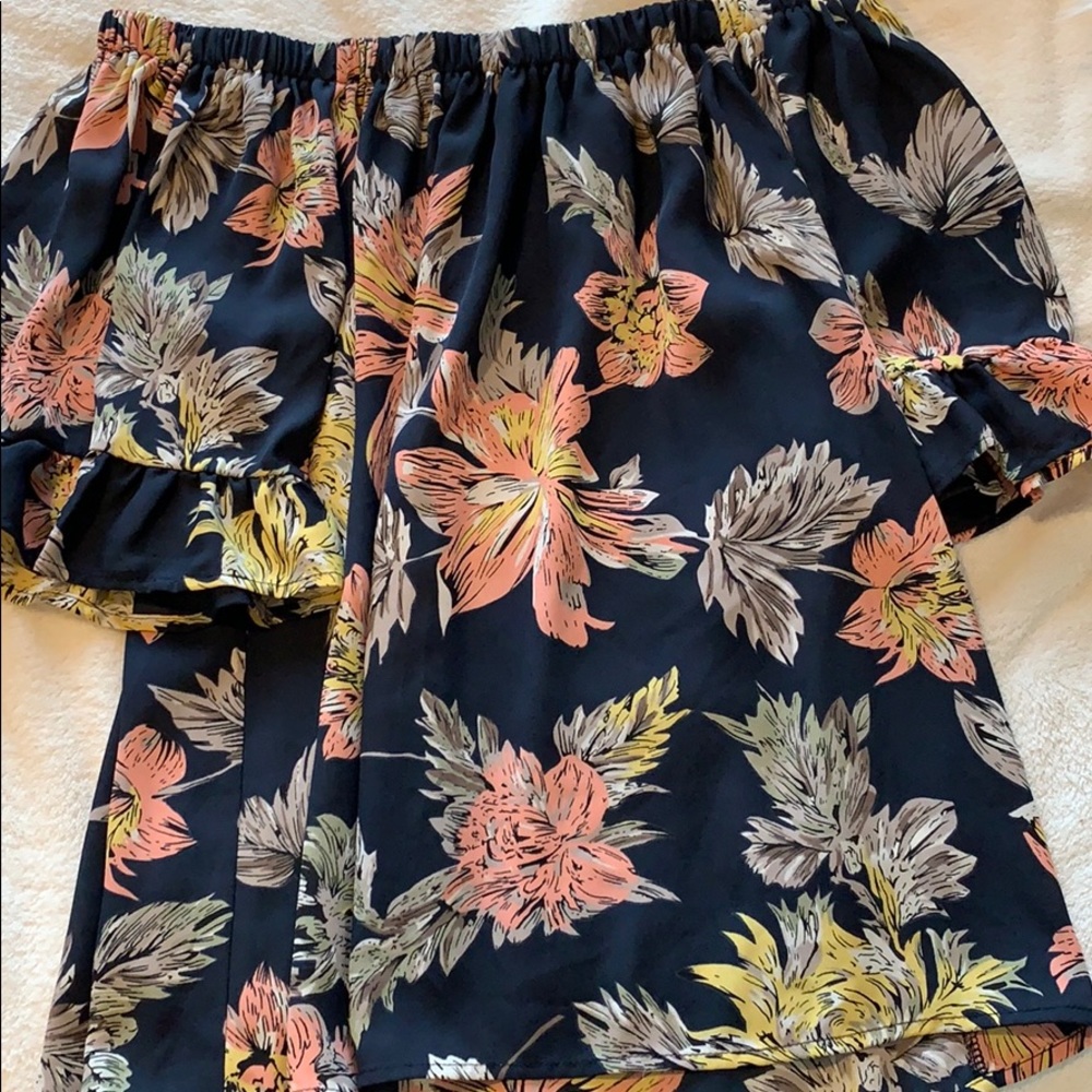 Off the Shoulder Floral Top